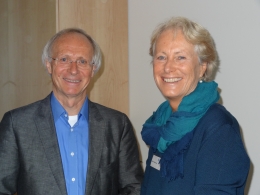 Werner Geigges mit Benita Seiberling von der Vorbereitungsgruppe